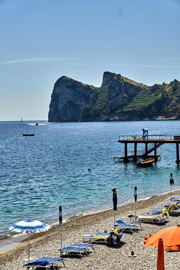 Hotel Taverna Del Capitano Marina del Cantone Esterno foto